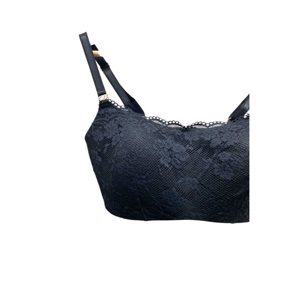 Victoria’s Secret Lace Bralette Black Size M Coquette Minimalist Sexy Glam Cute - Picture 6 of 9